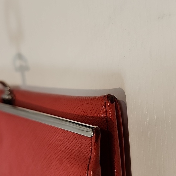 Salvatore Ferragamo Long Wallet - Picture 16 of 17